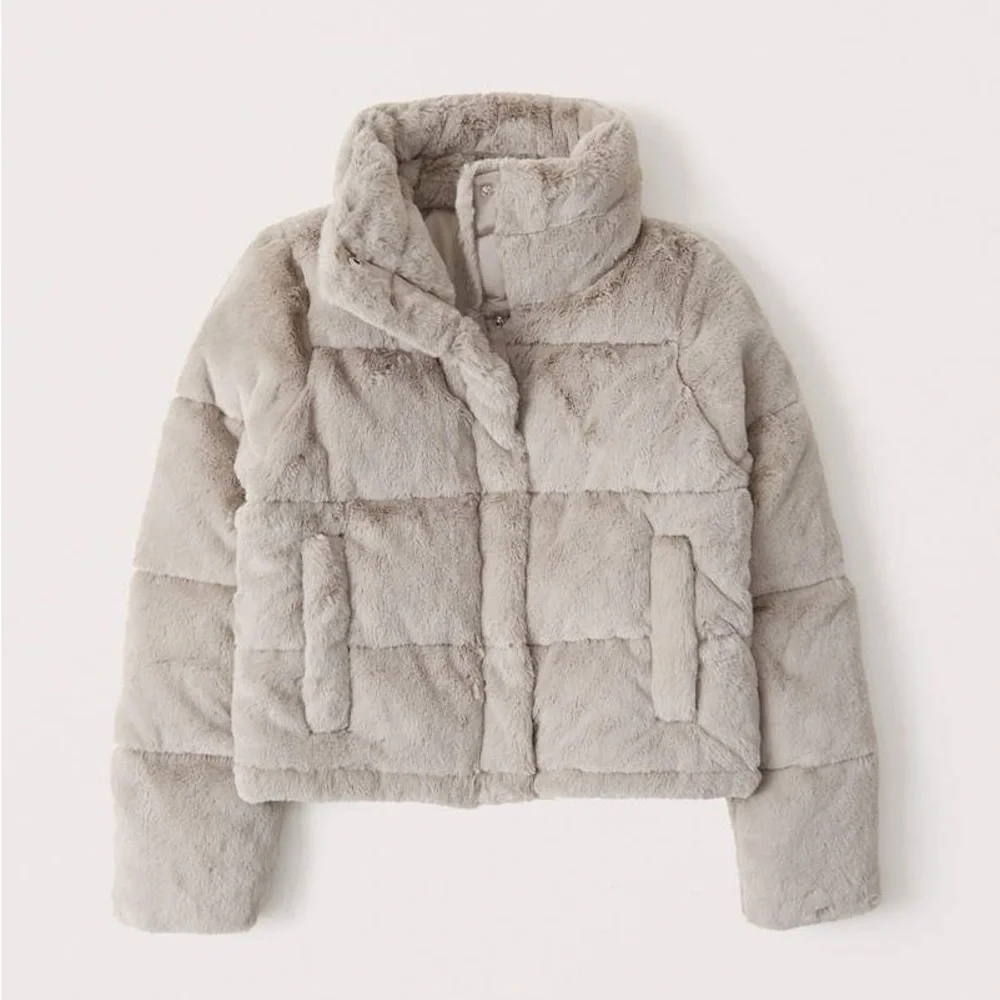 NWT A&F Mini Puffer - Picture 1 of 6